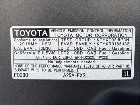 Used 2019 Toyota RAV4 XLE AWD/4WD image 27