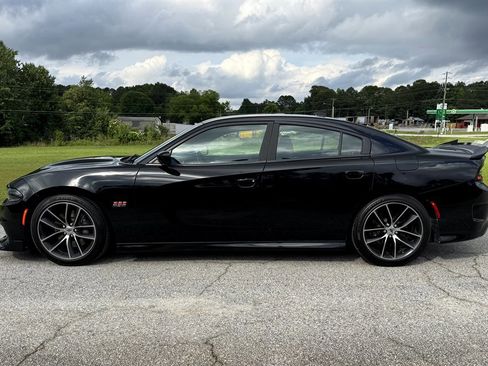 Used 2018 Dodge Charger R/T Scat Pack image 11
