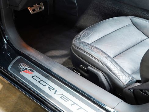 Used 2013 Chevrolet Corvette Grand Sport RWD image 41