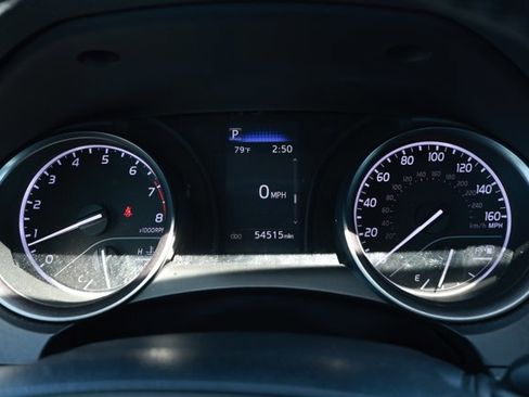 Used 2023 Toyota Camry SE FWD image 12