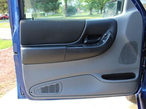 Used 2011 Ford Ranger XLT RWD image 12