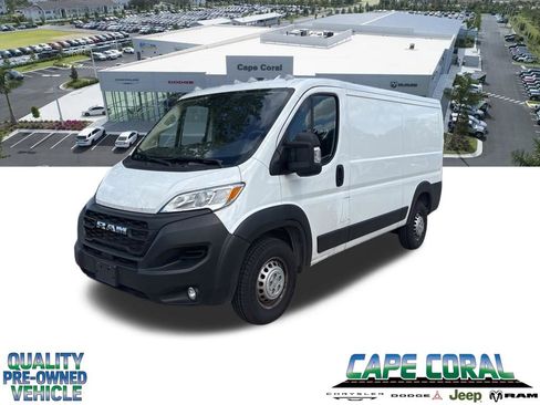 Used 2025 RAM ProMaster 2500 w/ Convenience Group image 1