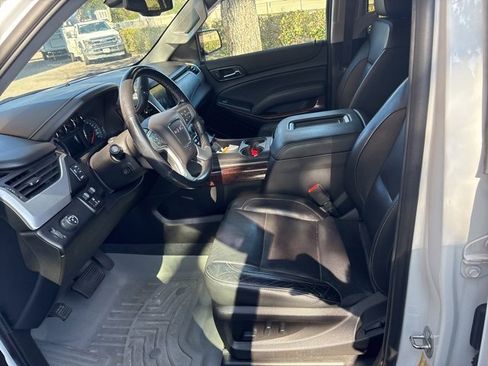 Used 2019 GMC Yukon SLT w/ Open Road Package image 11
