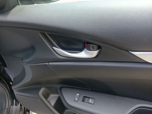 Used 2019 Honda Civic Sport image 29