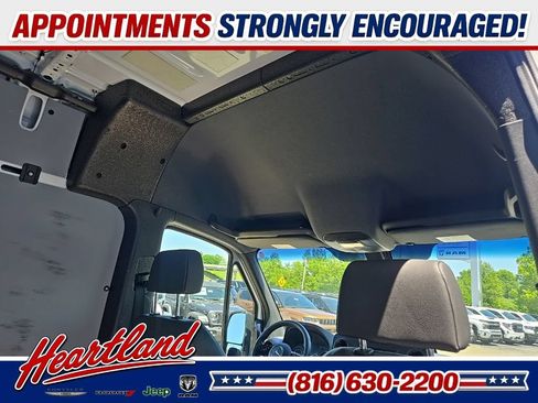 Used 2025 Mercedes-Benz Sprinter 2500 image 62