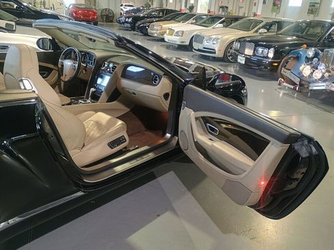 Used 2013 Bentley Continental GT AWD/4WD image 31