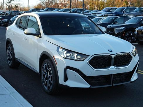 New 2026 BMW X2 xDrive28i w/ Technology Package image 13