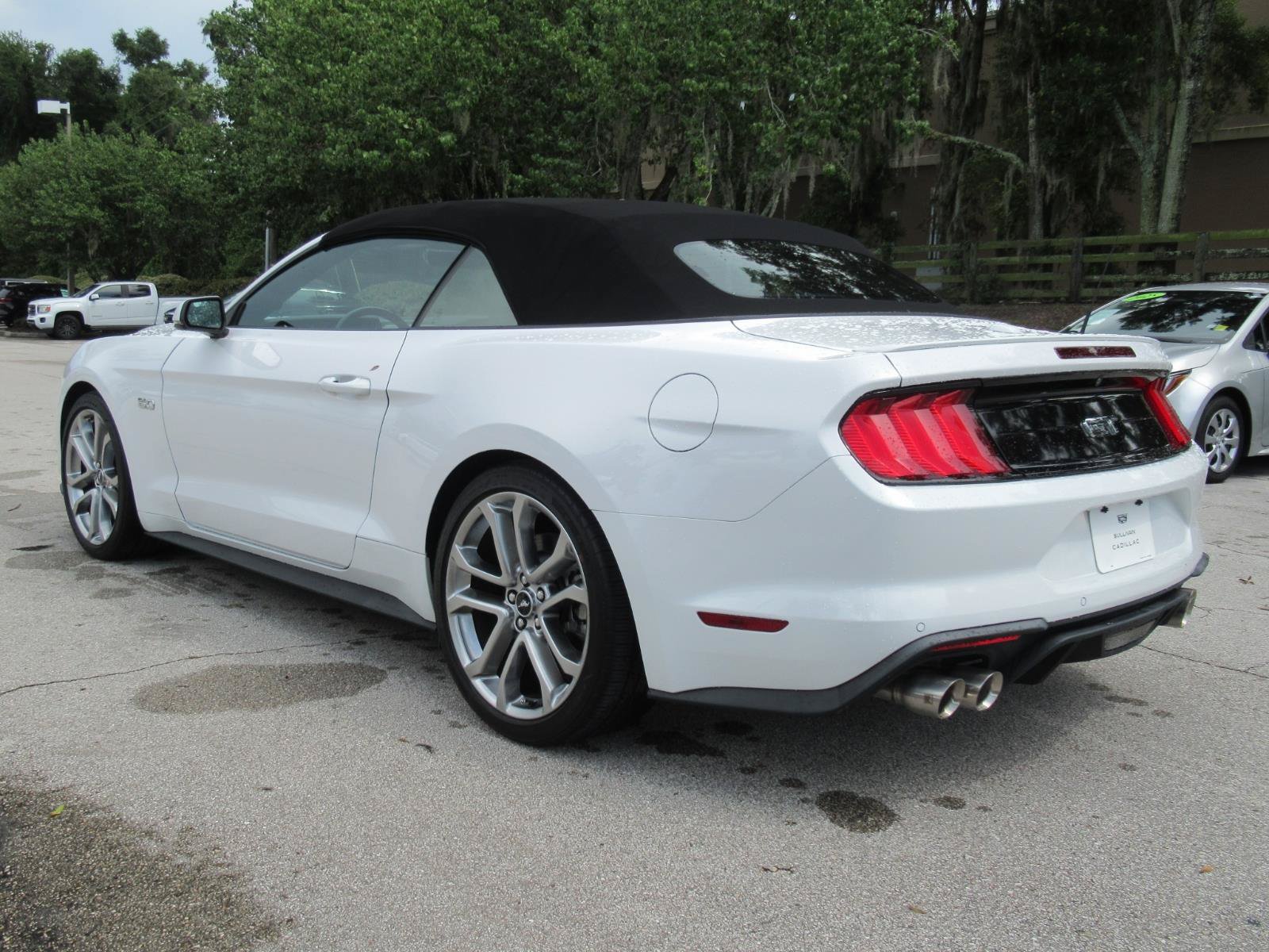 Used 2020 Ford Mustang GT Premium w/ Equipment Group 401A RWD image 4