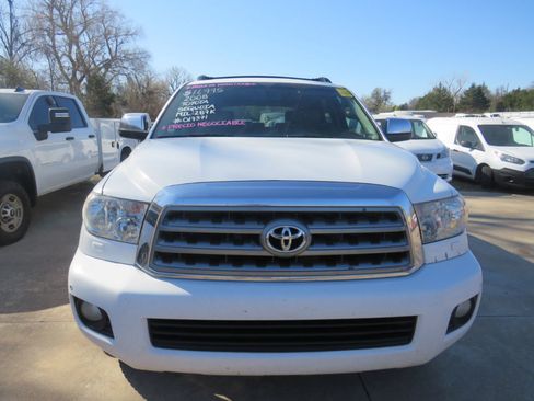 Used 2008 Toyota Sequoia Limited image 2