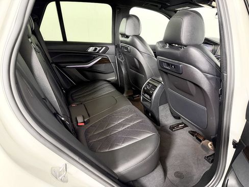 Used 2023 BMW X5 xDrive40i AWD/4WD image 47