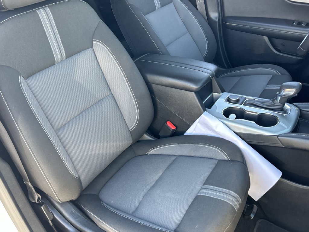 Used 2025 Chevrolet Blazer LT FWD image 22