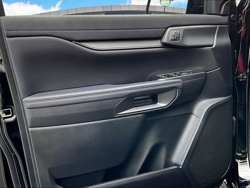 Used 2025 Ford Ranger Raptor image 16