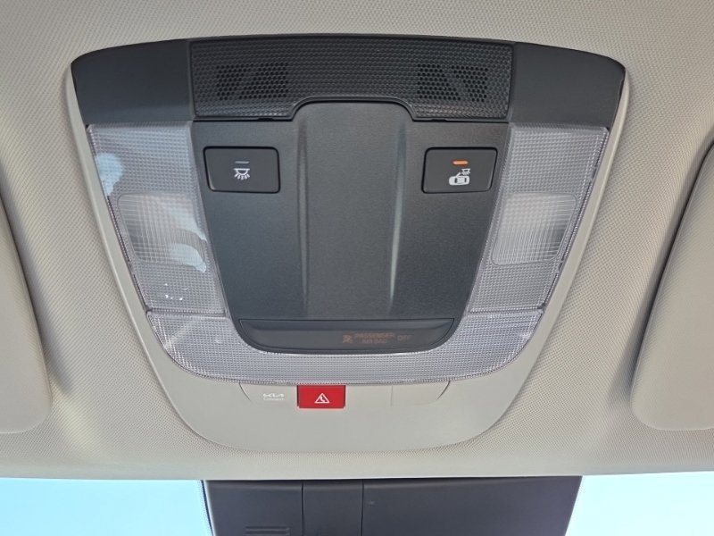 New 2026 Kia Sportage EX FWD image 39