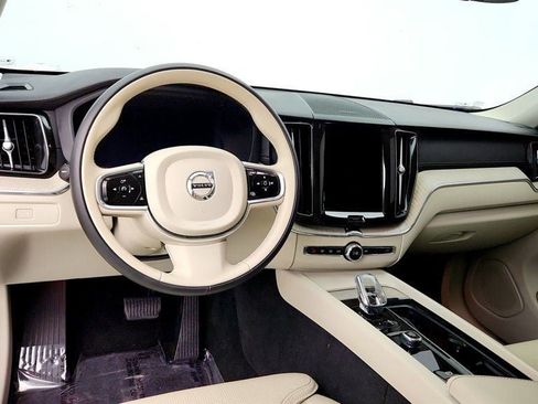 Used 2023 Volvo XC60 B6 Ultimate w/ Climate Package AWD/4WD image 13