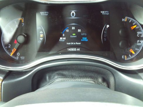 Used 2015 Jeep Grand Cherokee Limited AWD/4WD image 17