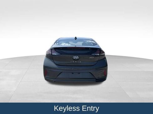 Used 2022 Hyundai Ioniq SEL FWD image 7