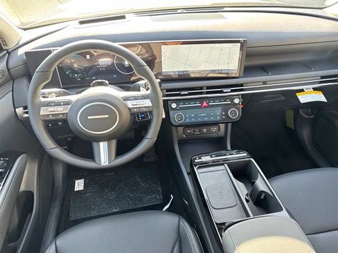 New 2026 Hyundai Tucson Limited image 8