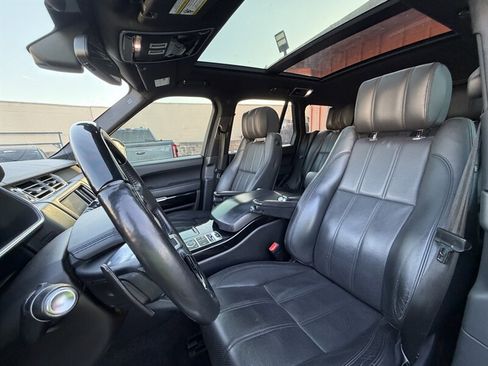 Used 2014 Land Rover Range Rover Supercharged AWD/4WD image 32
