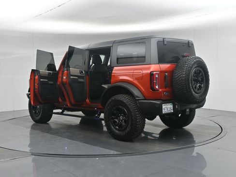 Used 2023 Ford Bronco Wildtrak AWD/4WD image 35