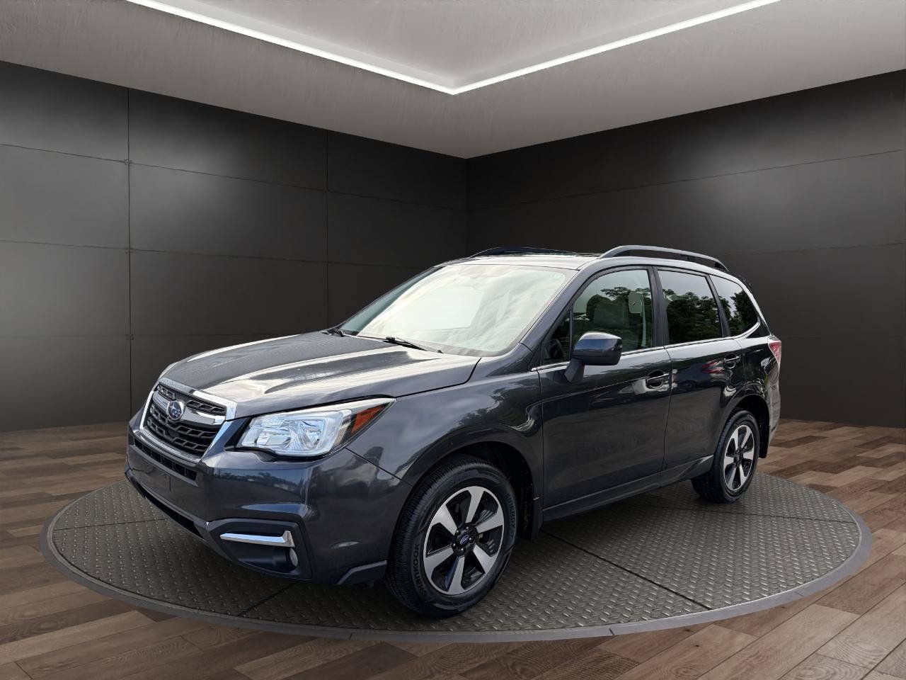 Used 2018 Subaru Forester 2.5i Limited AWD/4WD image 4