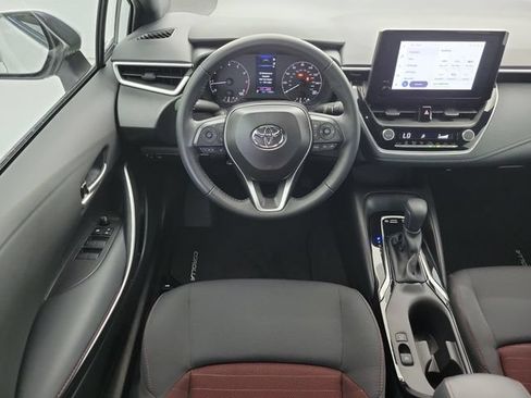 Used 2025 Toyota Corolla SE FWD image 17