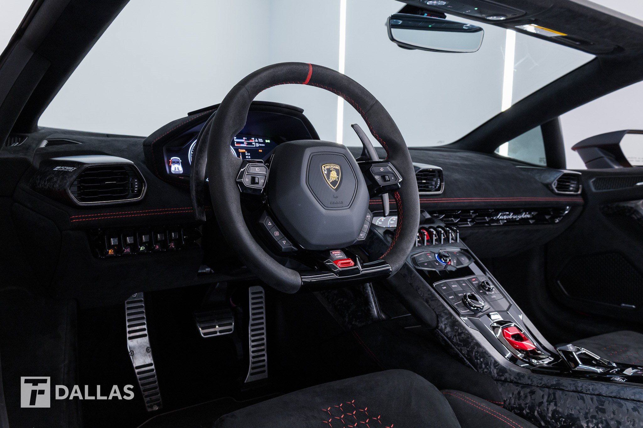 Used 2018 Lamborghini Huracan Performante AWD/4WD image 33