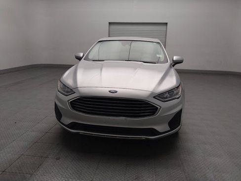 Used 2019 Ford Fusion SE FWD image 15