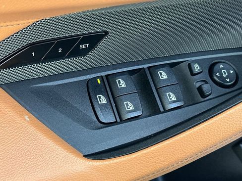 Used 2023 BMW i4 eDrive35 w/ Premium Package image 11