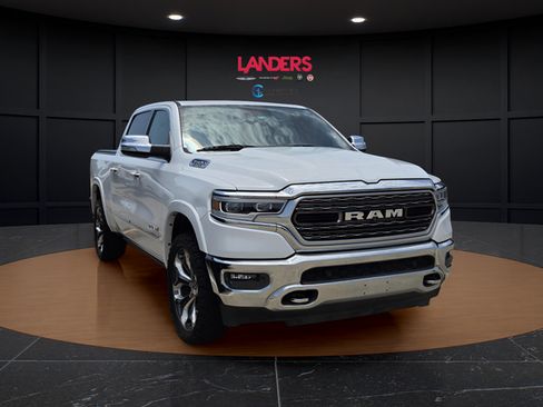 Used 2020 RAM 1500 Limited AWD/4WD image 2