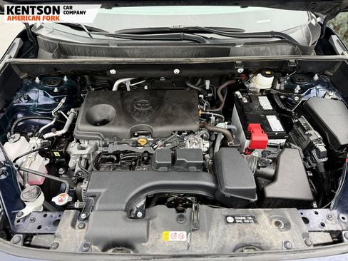 Used 2025 Toyota RAV4 XLE AWD/4WD image 15