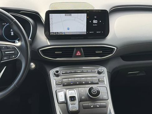 Used 2023 Hyundai Santa Fe SEL w/ Premium Package image 10