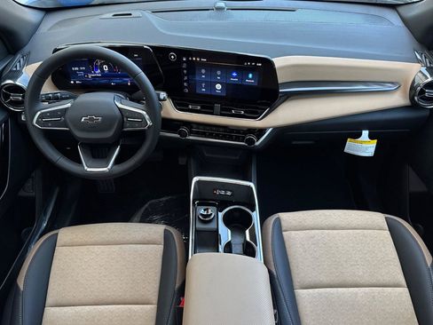 New 2026 Chevrolet Equinox ACTIV w/ Convenience Package III image 17