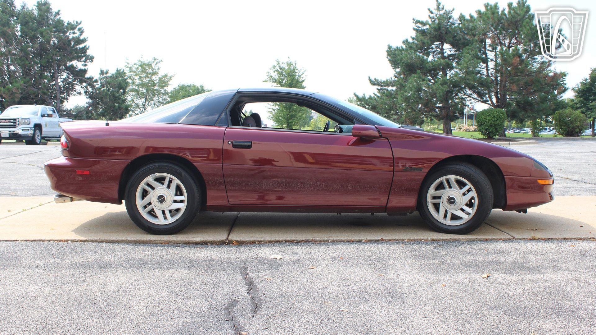 Used 1995 Chevrolet Camaro Z28 RWD image 32