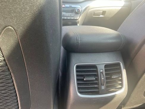 Used 2016 Hyundai Tucson Limited w/ Option Group 03 AWD/4WD image 12
