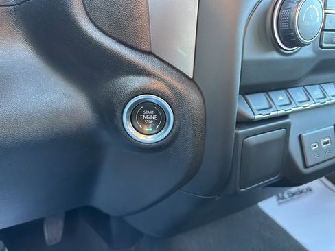 Used 2022 Chevrolet Silverado 1500 Custom image 28