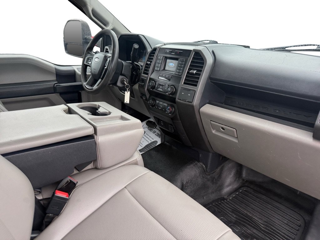 Used 2022 Ford F350 XL w/ Power Equipment Group RWD image 13