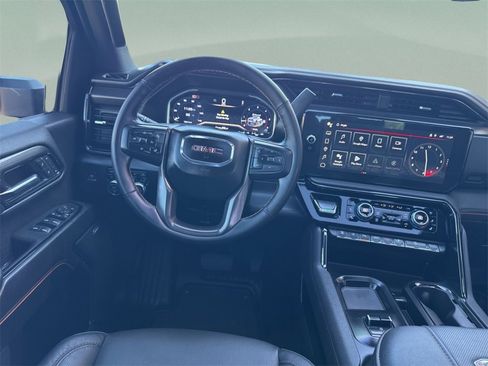 Used 2024 GMC Sierra 2500 AT4 w/ AT4 Premium Plus Package image 24