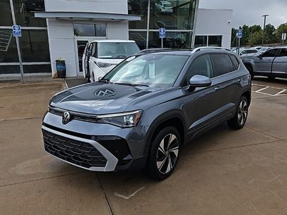 Used 2025 Volkswagen Taos SE