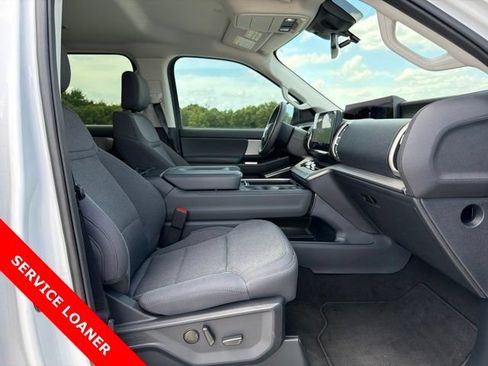 New 2026 Ford Expedition Max Active AWD/4WD image 9