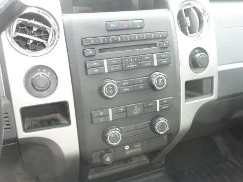 Used 2011 Ford F150 XLT w/ XLT Chrome Pkg image 24