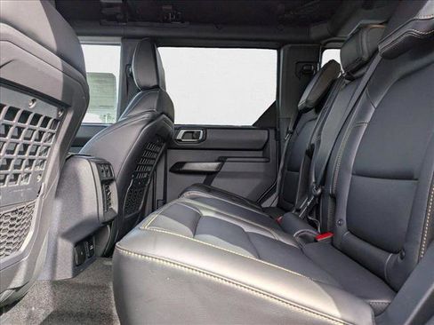 New 2025 Ford Bronco Badlands image 16