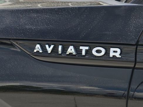 New 2026 Lincoln Aviator Reserve AWD/4WD image 12
