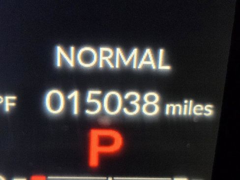 Used 2025 Honda Pilot Touring image 19