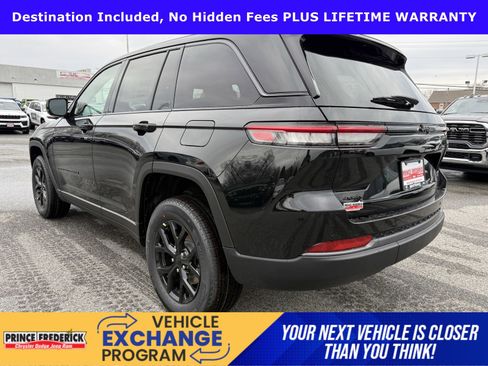 New 2026 Jeep Grand Cherokee Altitude AWD/4WD image 5