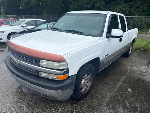 Used 2001 Chevrolet Silverado 1500 LS RWD image 1