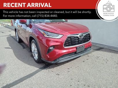 Used 2023 Toyota Highlander Limited