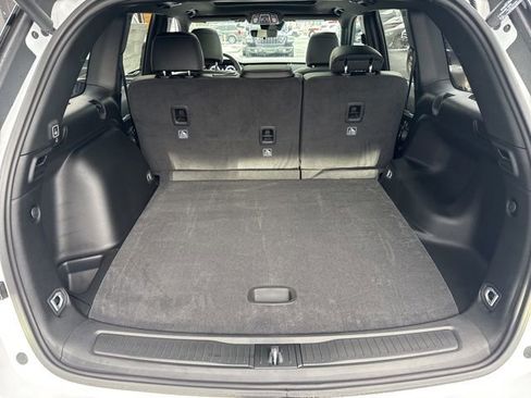 New 2025 Jeep Grand Cherokee Limited image 29