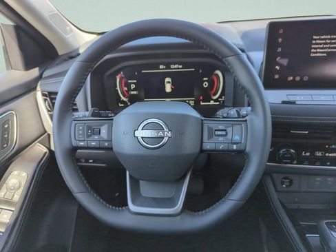 New 2026 Nissan Rogue Platinum AWD/4WD image 11