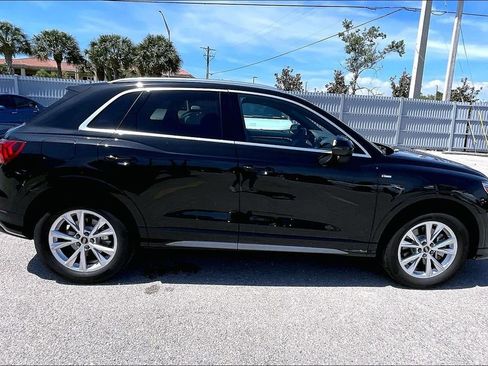 Certified 2025 Audi Q3 2.0T Premium Plus w/ Premium Plus Package AWD/4WD image 4