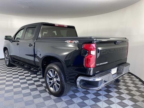 Used 2024 Chevrolet Silverado 1500 LT AWD/4WD image 6